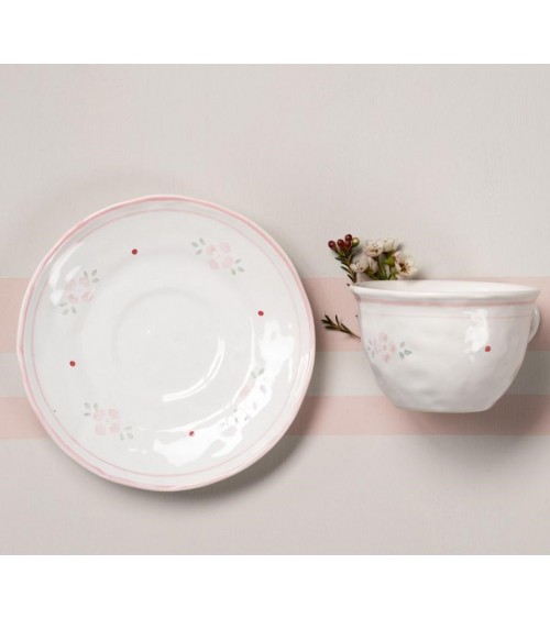 Weiße Keramiktasse und Untertasse im provenzalischen Stil, verziert mit rosa Blumen - 