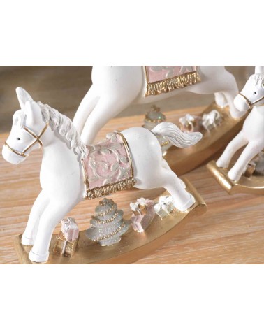 Ensemble de 3 chevaux à bascule en résine avec arbre et cadeaux - 