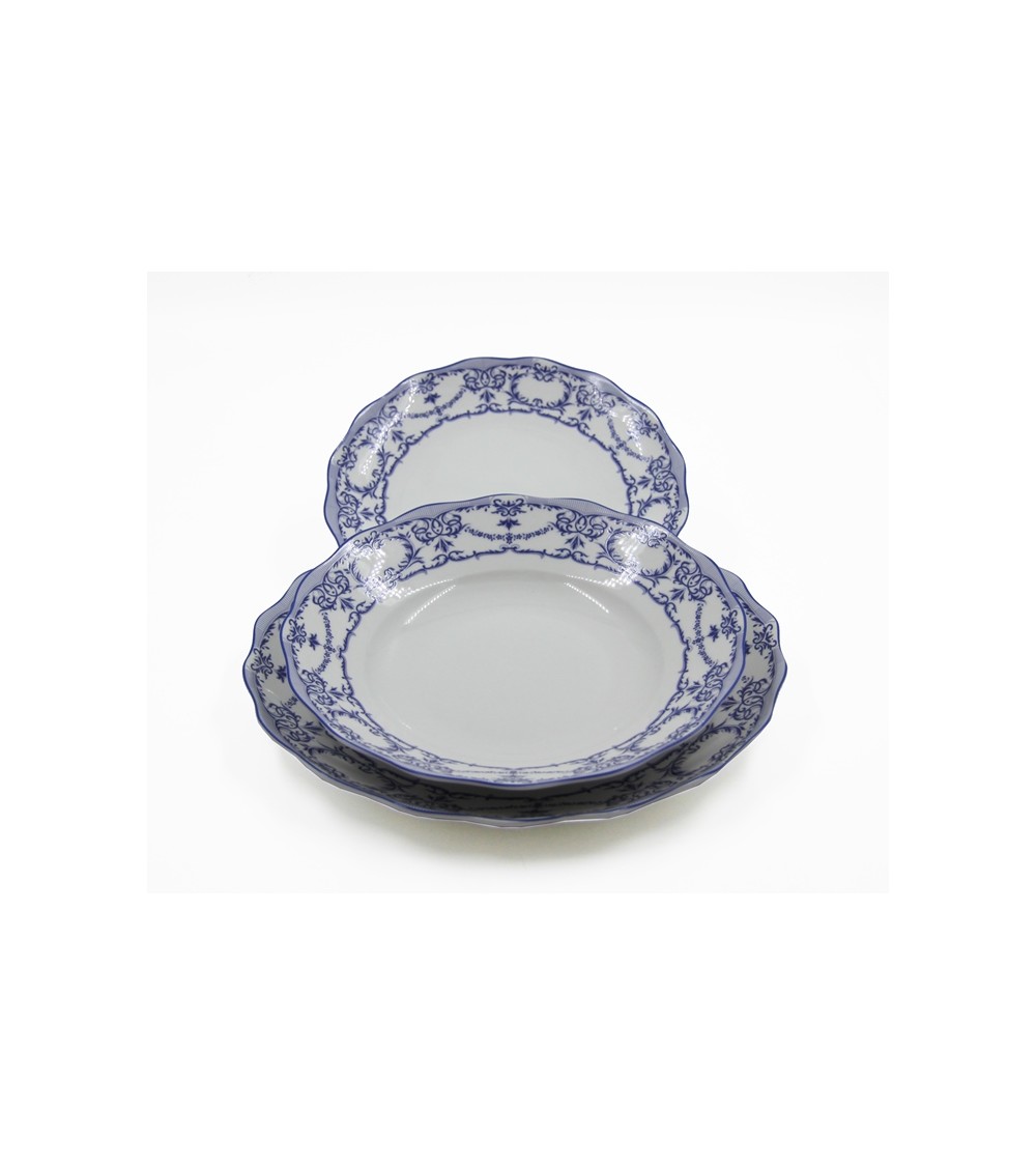 18 Piece "New Provenza" Porcelain Dinnerware Set - Royal Family -  - 