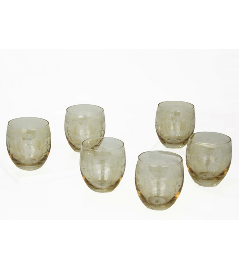 Royal Family – Set aus 6 niedrigen bernsteinfarbenen Weingläsern mit Gravur –