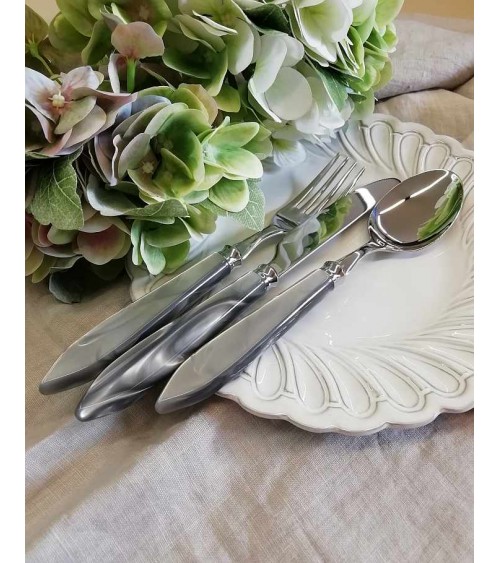 Couverts Rivadossi Sandro : Service Agata 24 pièces manche en nacre de style moderne -