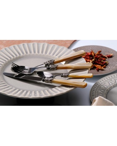 Set 16-teilig Elena Rivadossi Sandro Perlmuttbesteck -