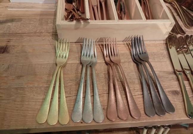 Couverts Style Vintage en Acier - PVD Doré - Service Serena Antico 24 Pièces - 