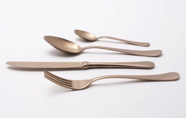 Stahlbesteck im Vintage-Stil – Kupferfarbenes PVD – Serena Antico Set 24-teilig - 